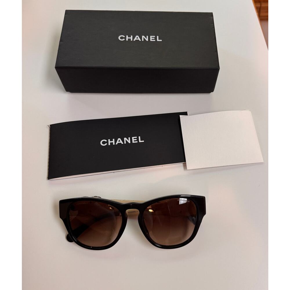 CHANEL 5455QA C501 S5 Sunglasses Cream Leather CC Interlocking Chain Black USED - Picture 4 of 12